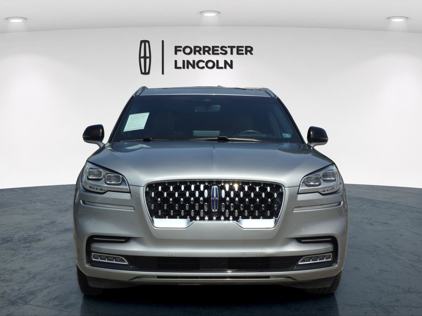 Certified 2023 Lincoln Aviator Grand Touring w/ Equipment Group 301A AWD/4WD image 8