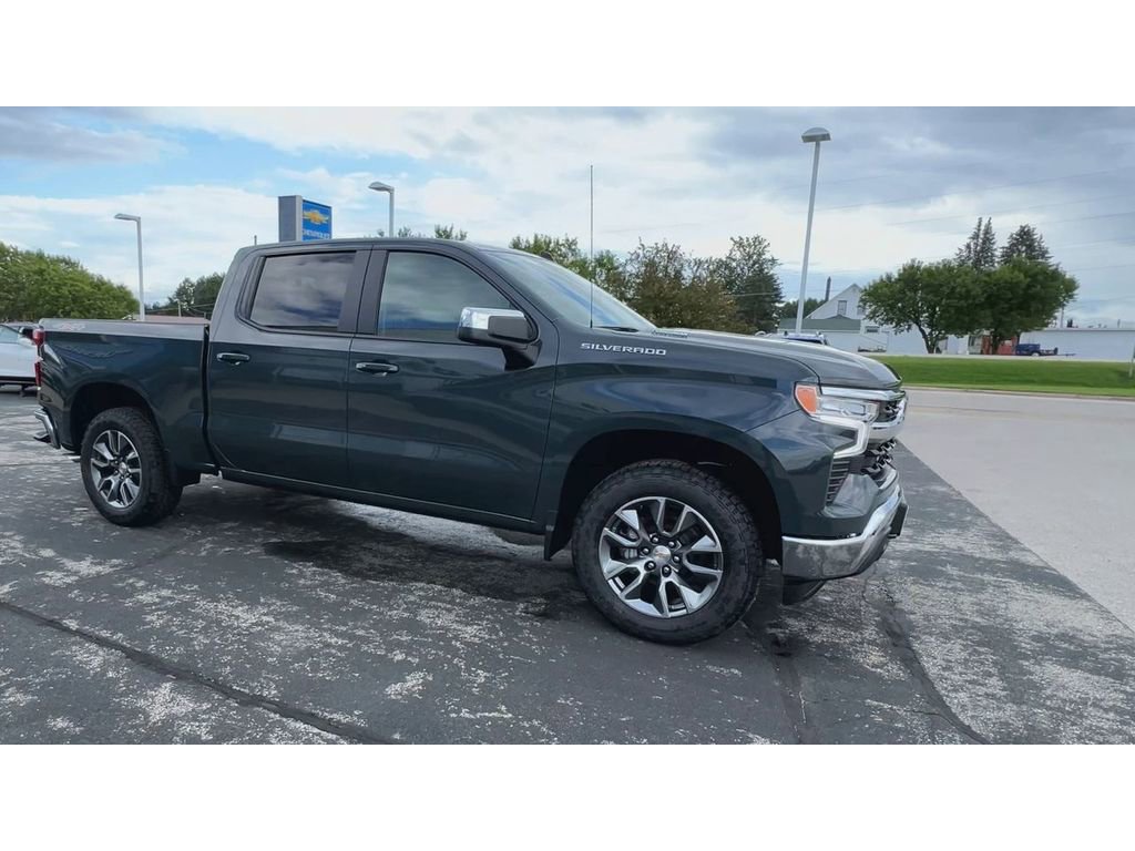New 2026 Chevrolet Silverado 1500 LT image 2