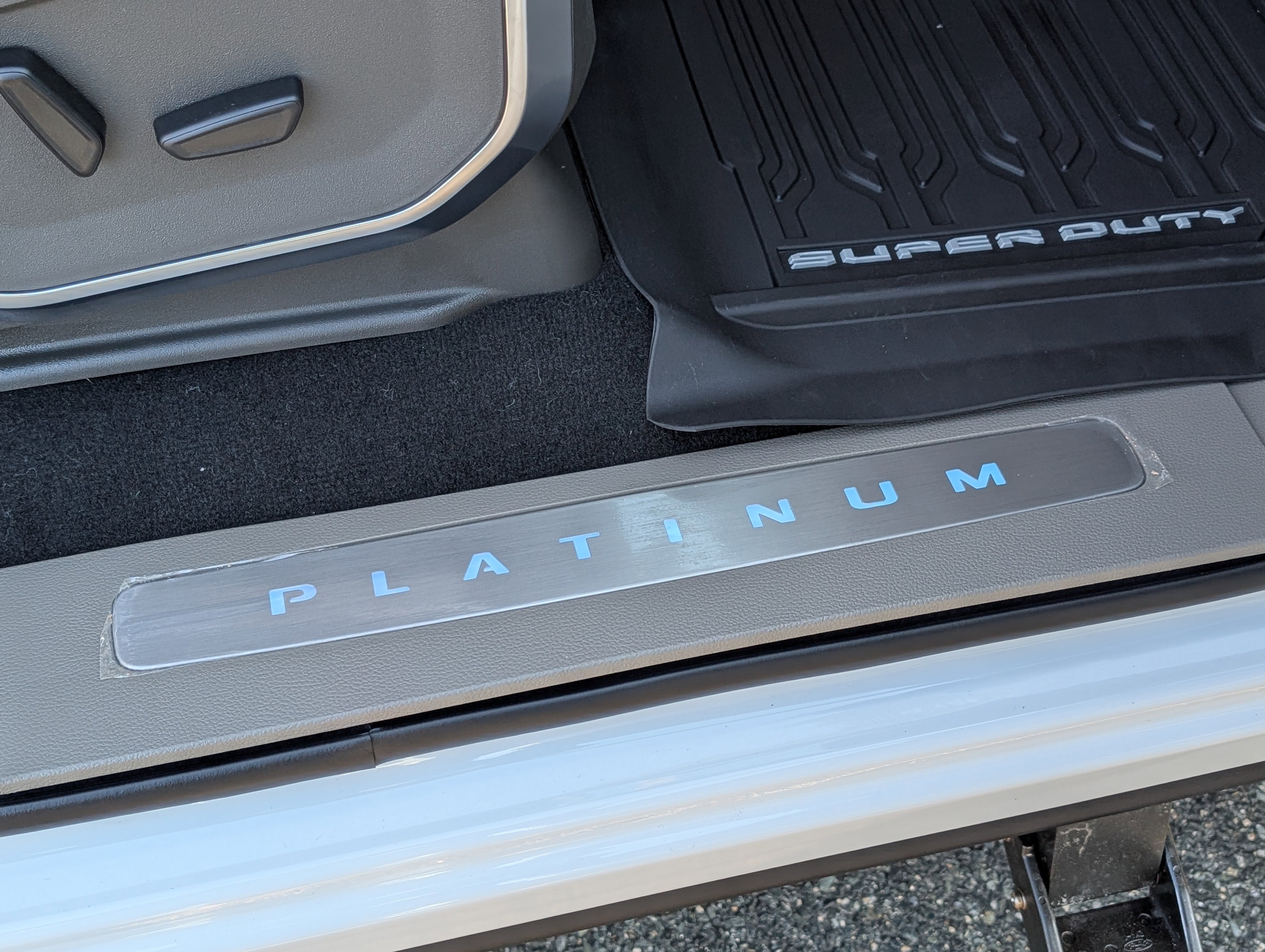 New 2026 Ford F450 Platinum w/ Platinum Plus Package image 7
