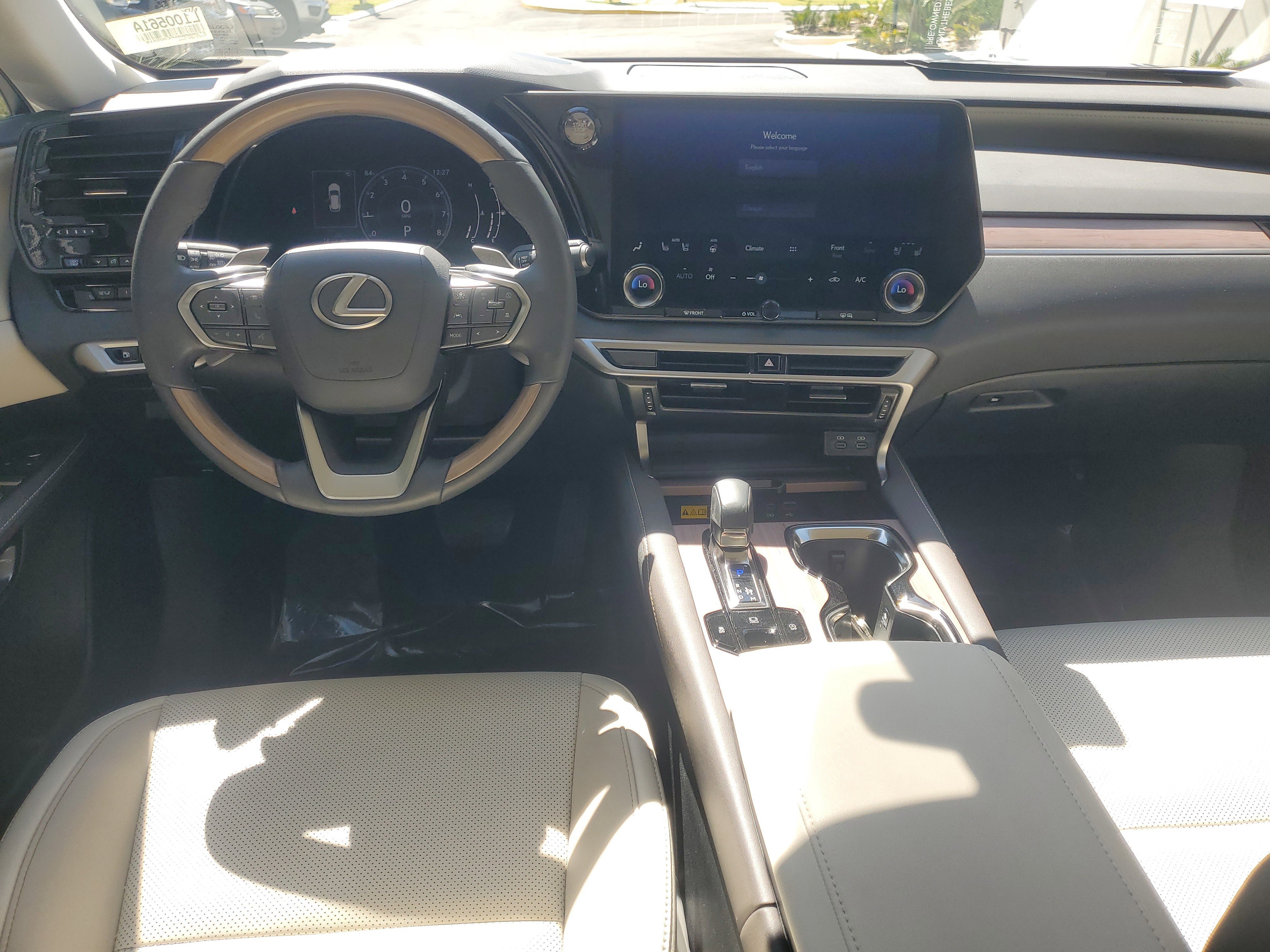Used 2023 Lexus RX 350 Premium w/ Accessory Package (Z1) image 10