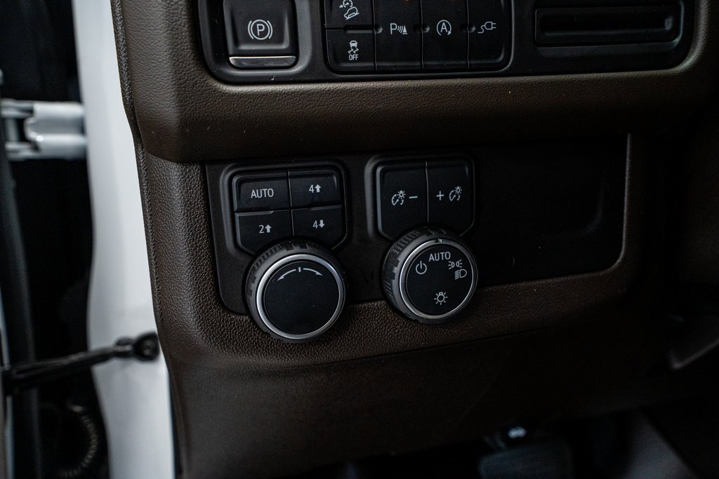 Used 2021 Chevrolet Tahoe Z71 image 38