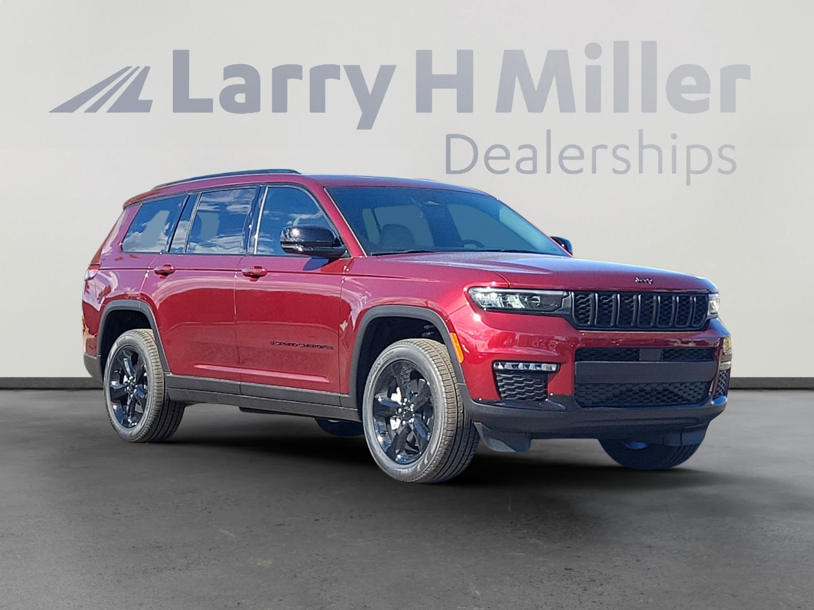 New 2025 Jeep Grand Cherokee L Limited w/ Black Appearance Package image 7