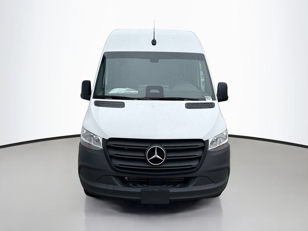 Used 2026 Mercedes-Benz Sprinter 2500 image 2