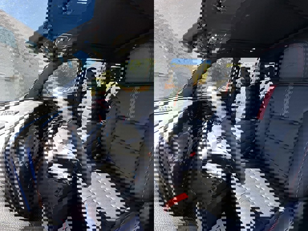 New 2026 Chevrolet Traverse RS image 17