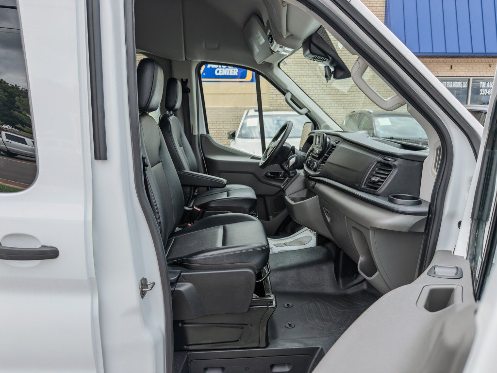 Used 2024 Ford Transit 350 XL RWD image 18