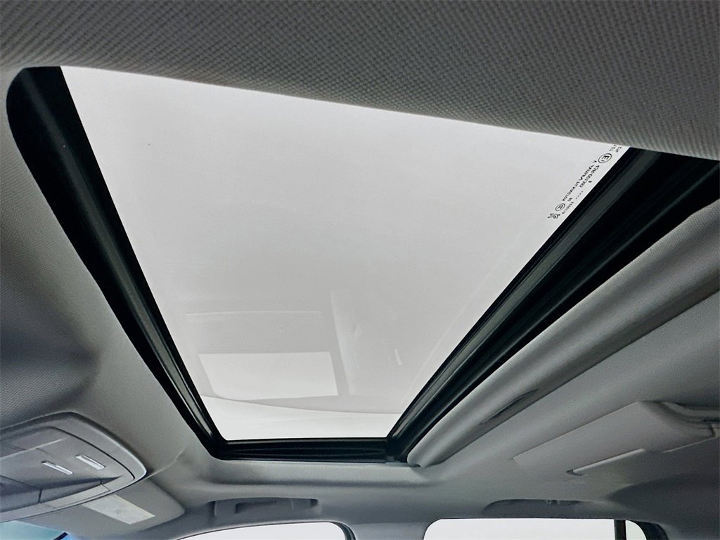 Used 2019 Chevrolet Tahoe Premier w/ Premier Plus Edition image 21