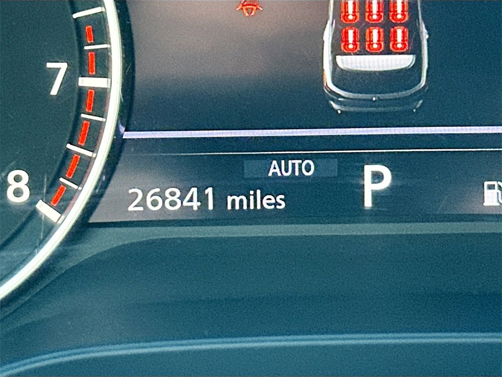 Used 2024 Nissan Pathfinder S image 12