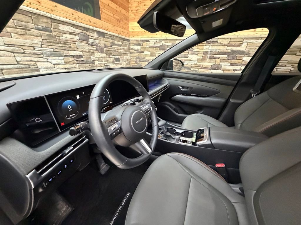 Used 2025 Hyundai Santa Cruz Limited image 10