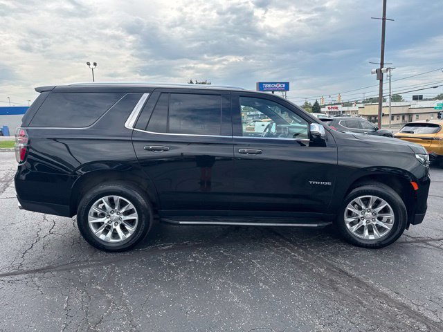 Used 2021 Chevrolet Tahoe Premier w/ Premium Package AWD/4WD image 7