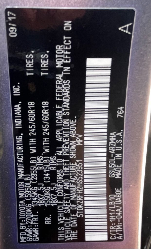 Used 2017 Toyota Highlander XLE FWD image 38