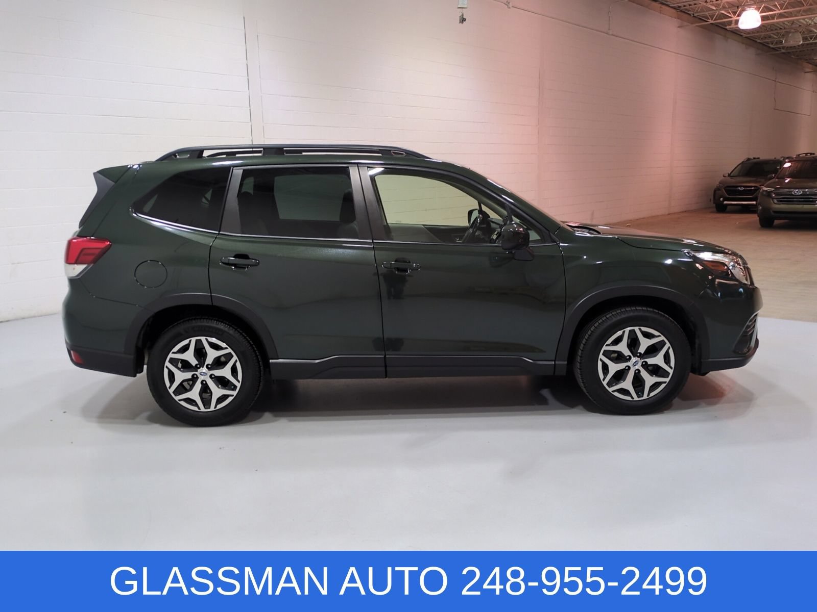 Certified 2022 Subaru Forester Premium AWD/4WD image 2
