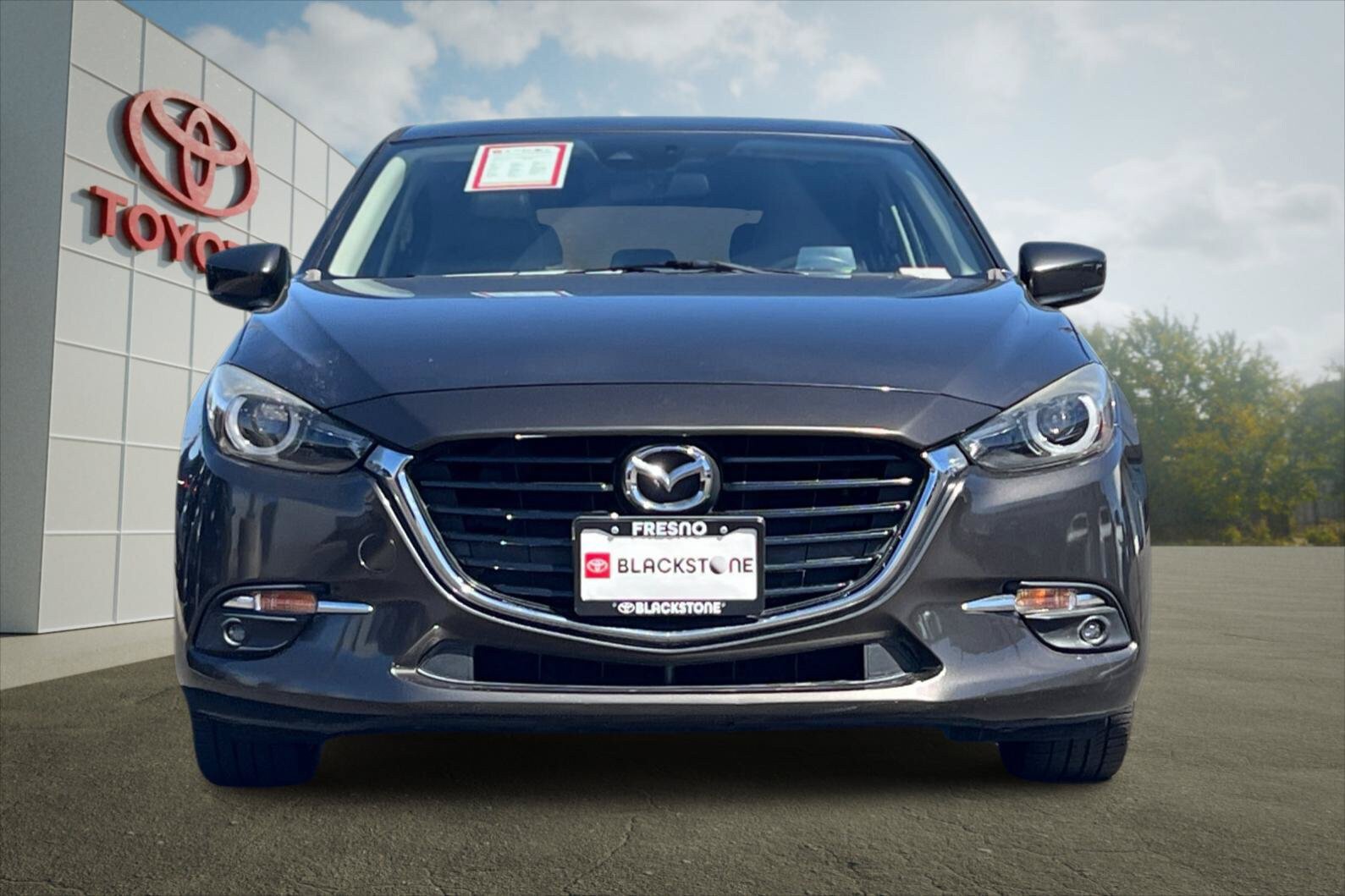 Used 2018 MAZDA MAZDA3 Grand Touring FWD image 8
