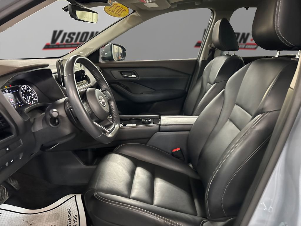 Used 2023 Nissan Rogue SL w/ SL Premium Package image 9