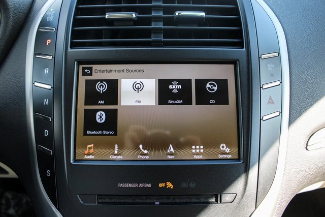 Used 2017 Lincoln MKC Reserve w/ Lincoln MKC Climate Package image 23