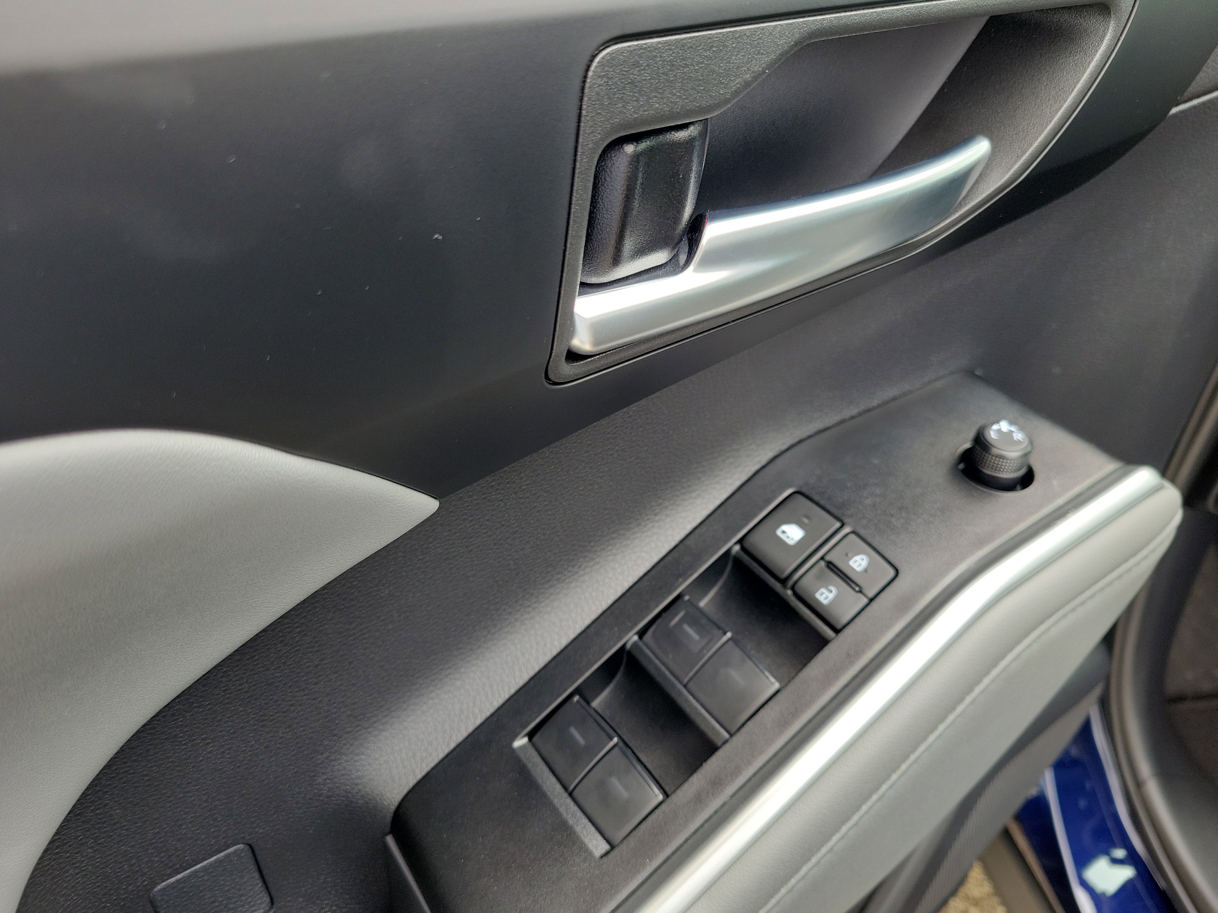 Used 2026 Toyota Highlander XLE image 23