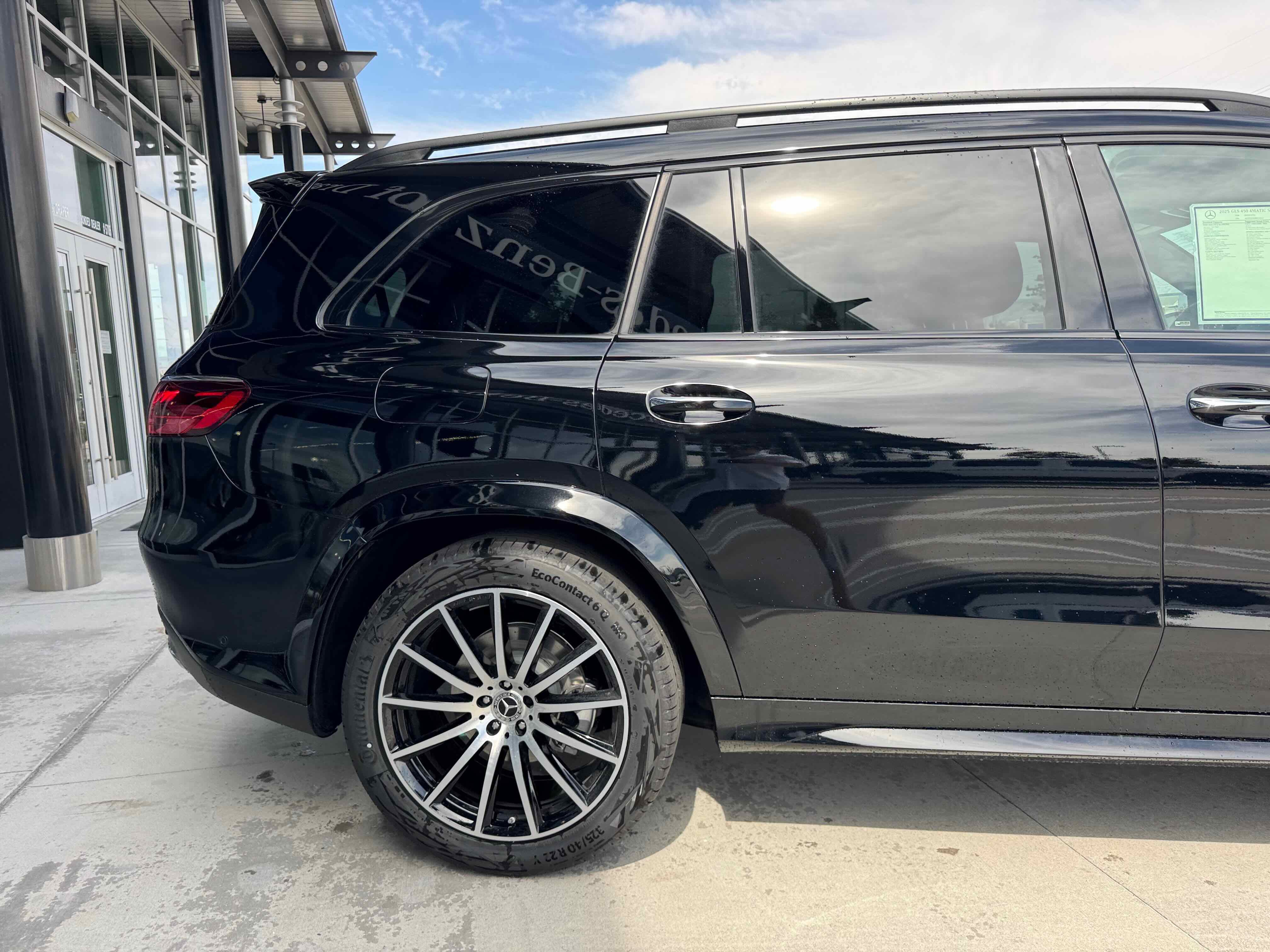 New 2025 Mercedes-Benz GLS 450 4MATIC image 8