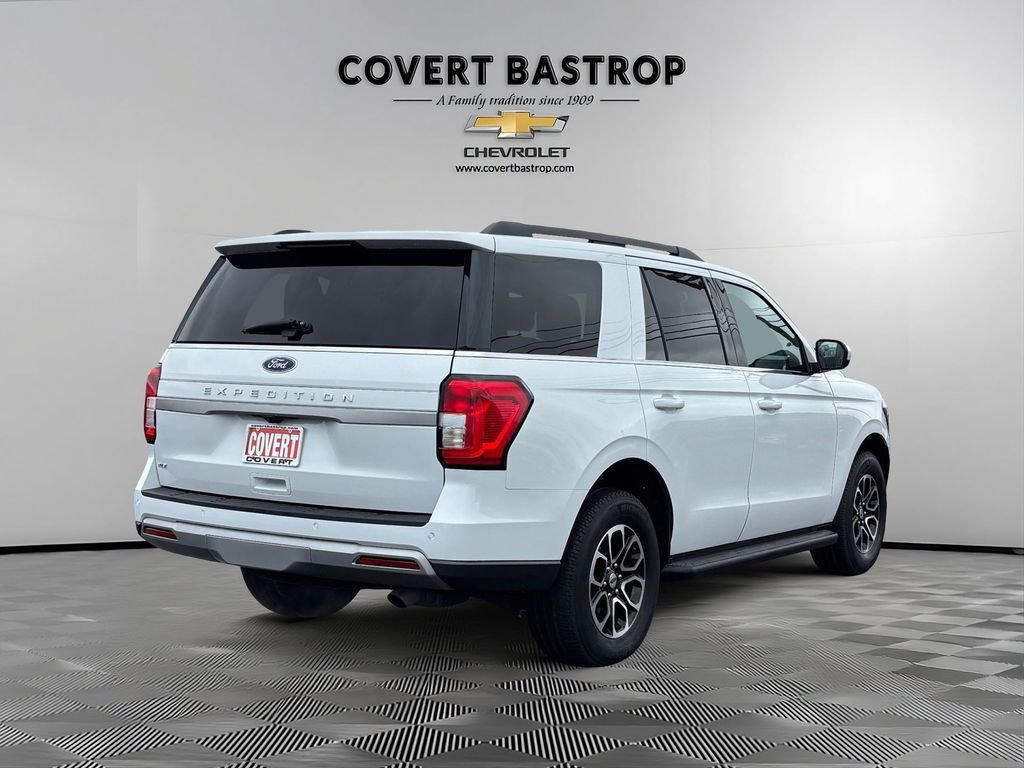 Used 2024 Ford Expedition XLT RWD image 6