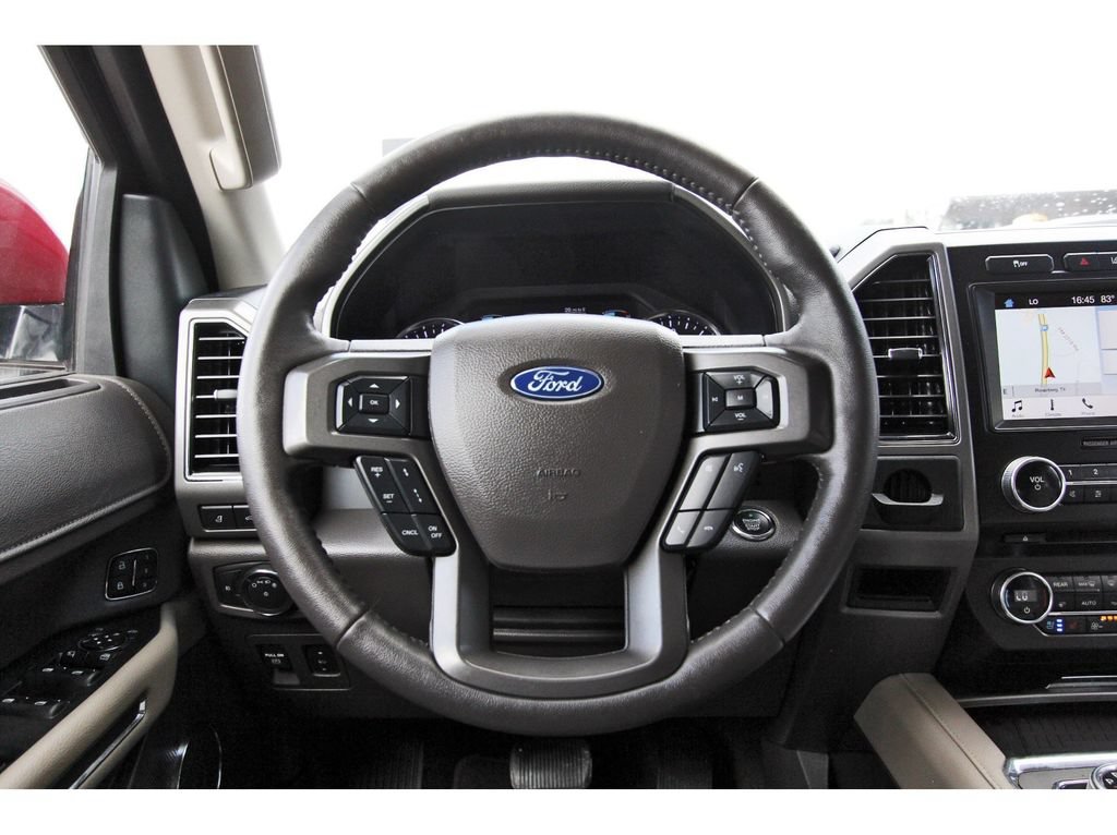 Used 2018 Ford Expedition XLT w/ Equipment Group 202A RWD image 15