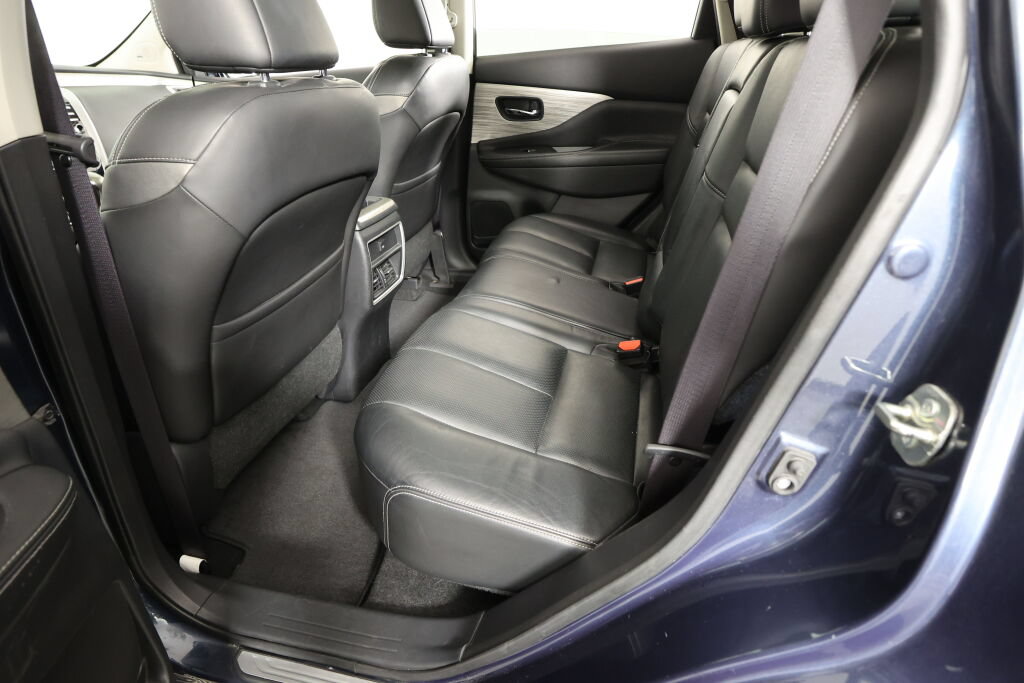 Used 2015 Nissan Murano SL w/ SL Technology Package AWD/4WD image 17