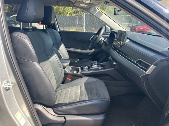 Used 2024 Mitsubishi Outlander SE image 30