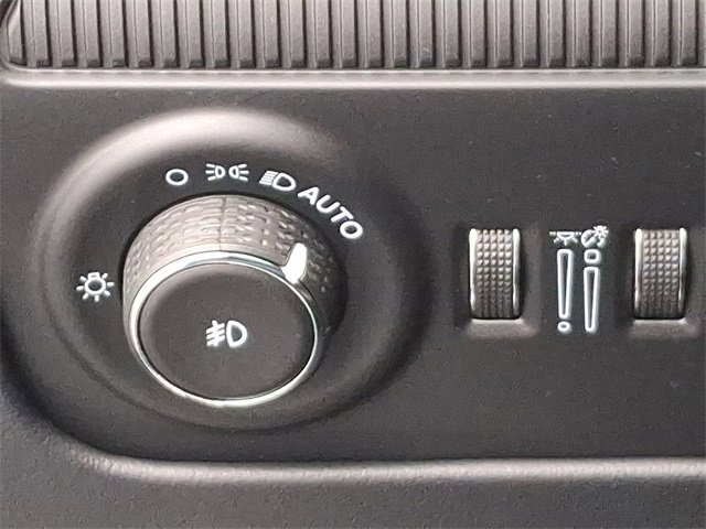 Used 2022 Jeep Grand Wagoneer Series III w/ Rear Seat Video Group 1 image 23