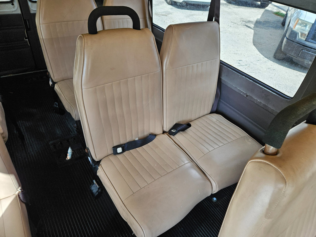 Used 1997 Dodge B3500 image 30