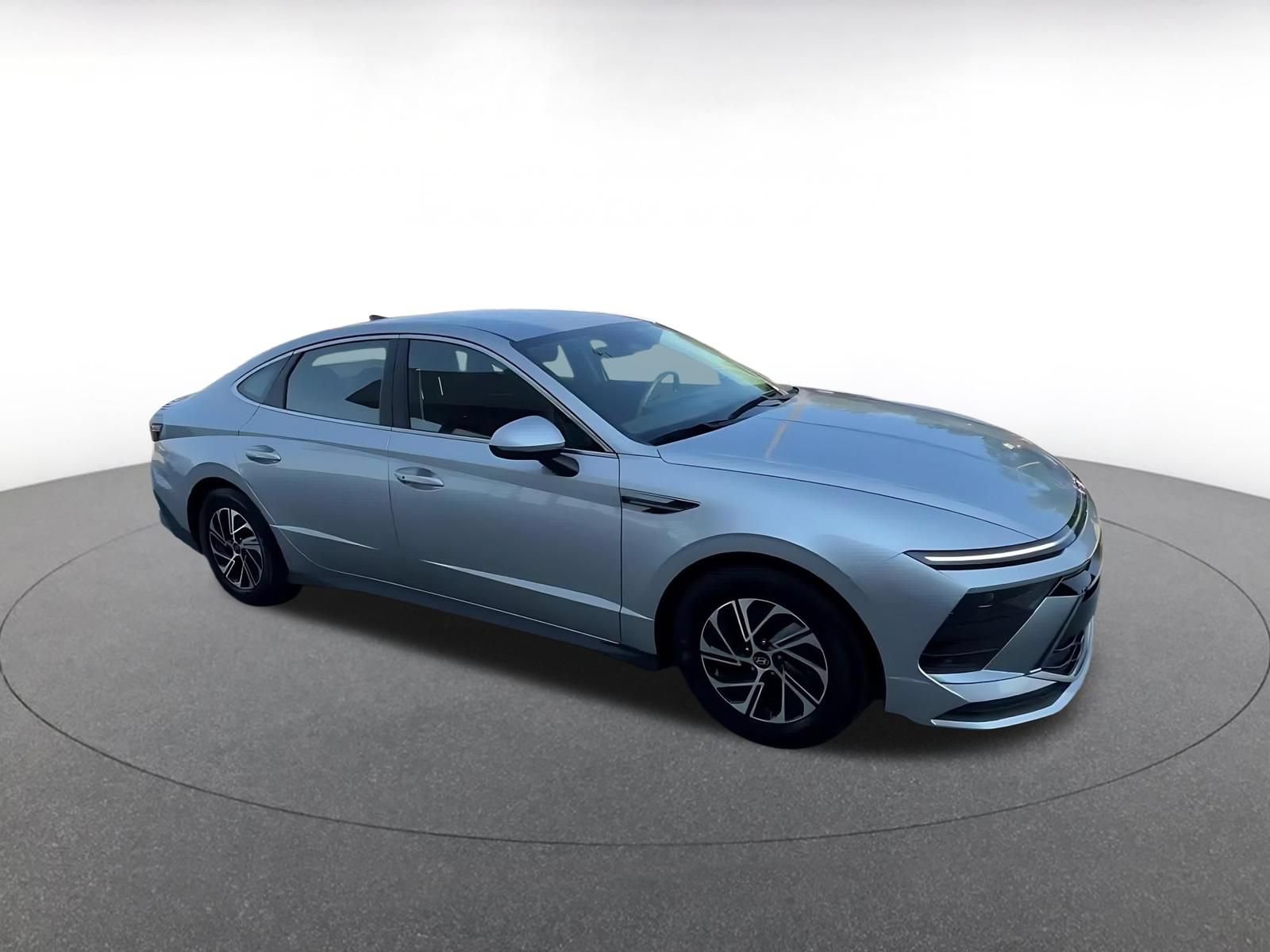 Used 2026 Hyundai Sonata Blue FWD video 2