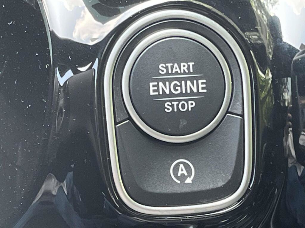New 2026 Mercedes-Benz GLA 250 4MATIC image 37