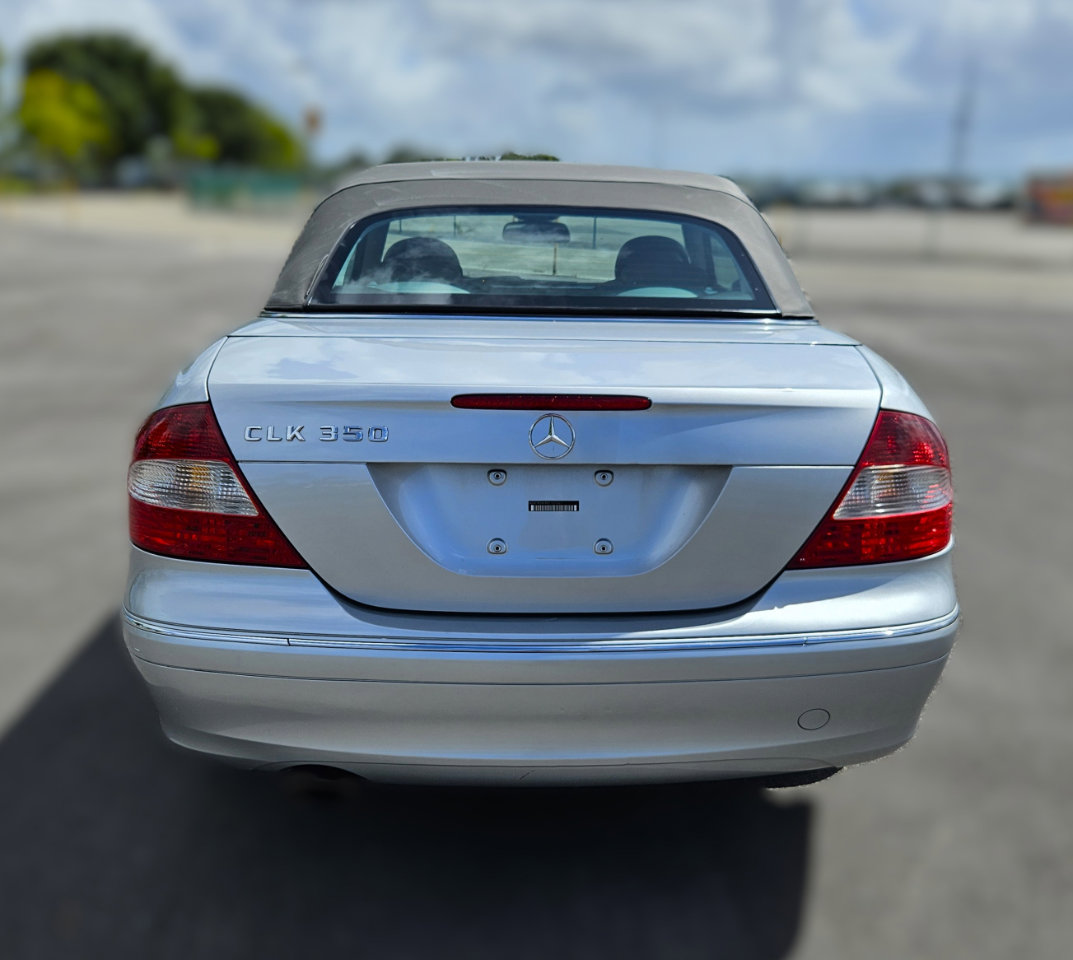 Used 2009 Mercedes-Benz CLK 350 Cabriolet w/ Appearance Pkg image 8