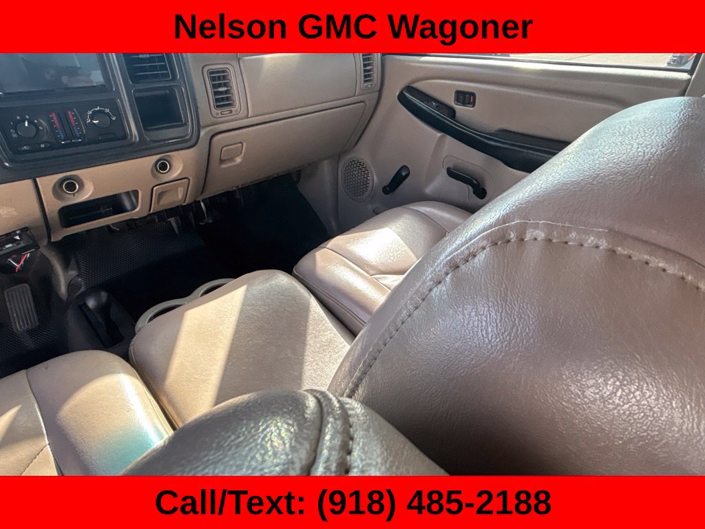 Used 2004 Chevrolet Silverado 3500 4x4 Crew Cab w/ Heavy-Duty Power Package image 32