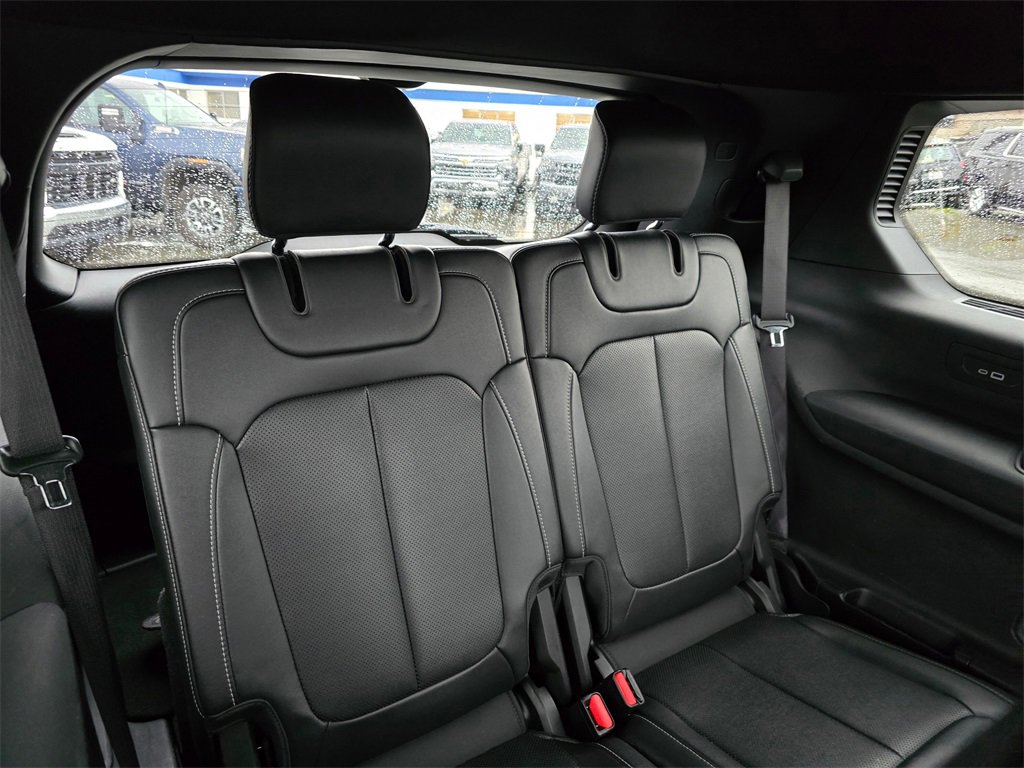 Used 2024 Jeep Grand Cherokee L Limited w/ Luxury Tech Group II image 16