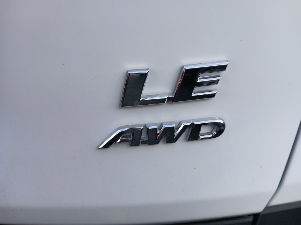 New 2025 Toyota RAV4 LE image 9