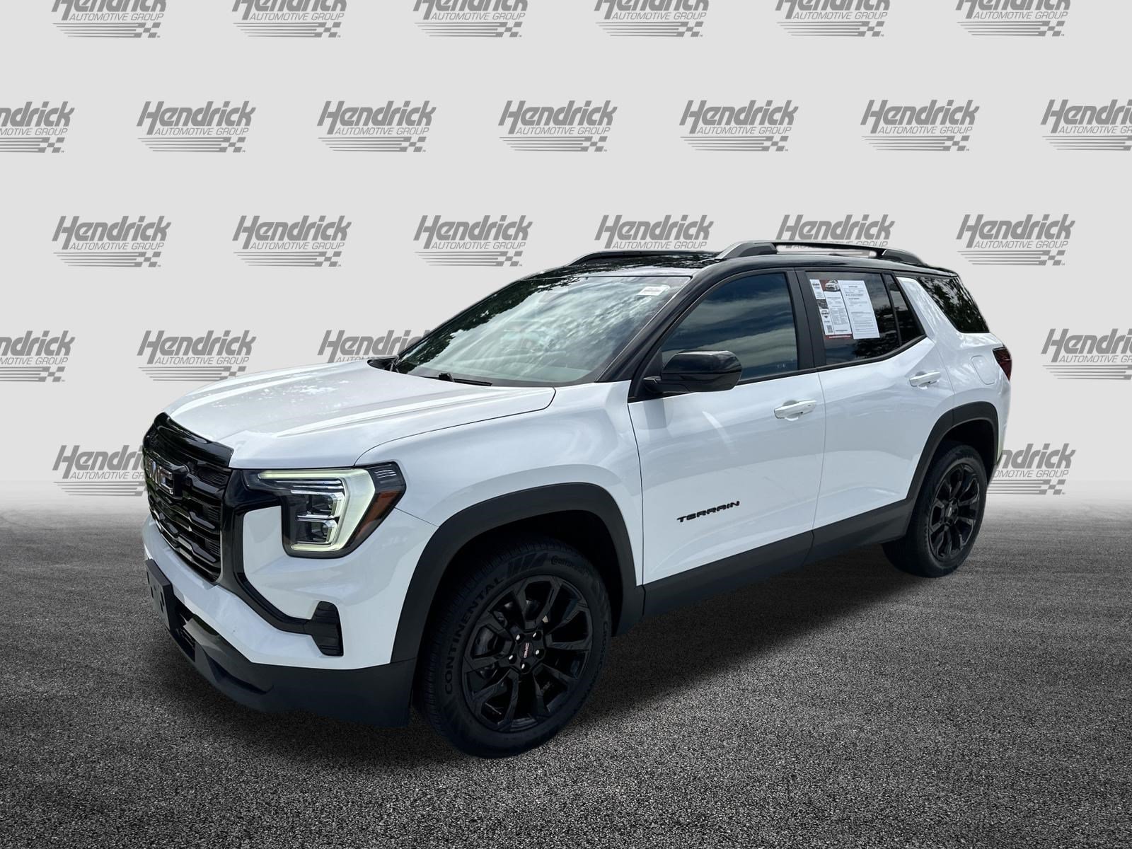 Used 2025 GMC Terrain Elevation w/ Black Edition AWD/4WD image 5