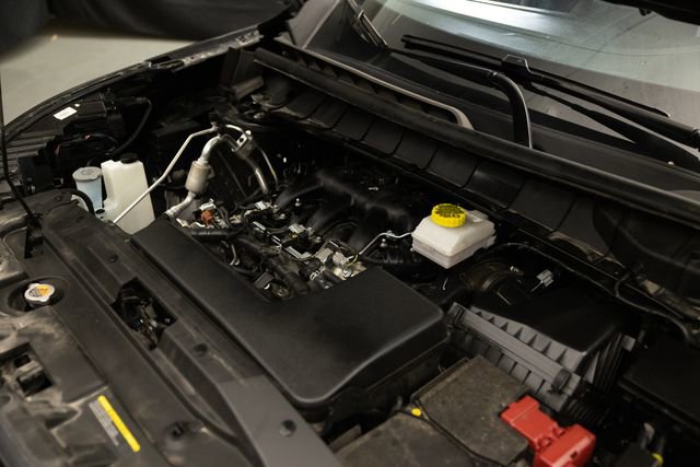 Used 2024 Nissan Pathfinder SV AWD/4WD image 40