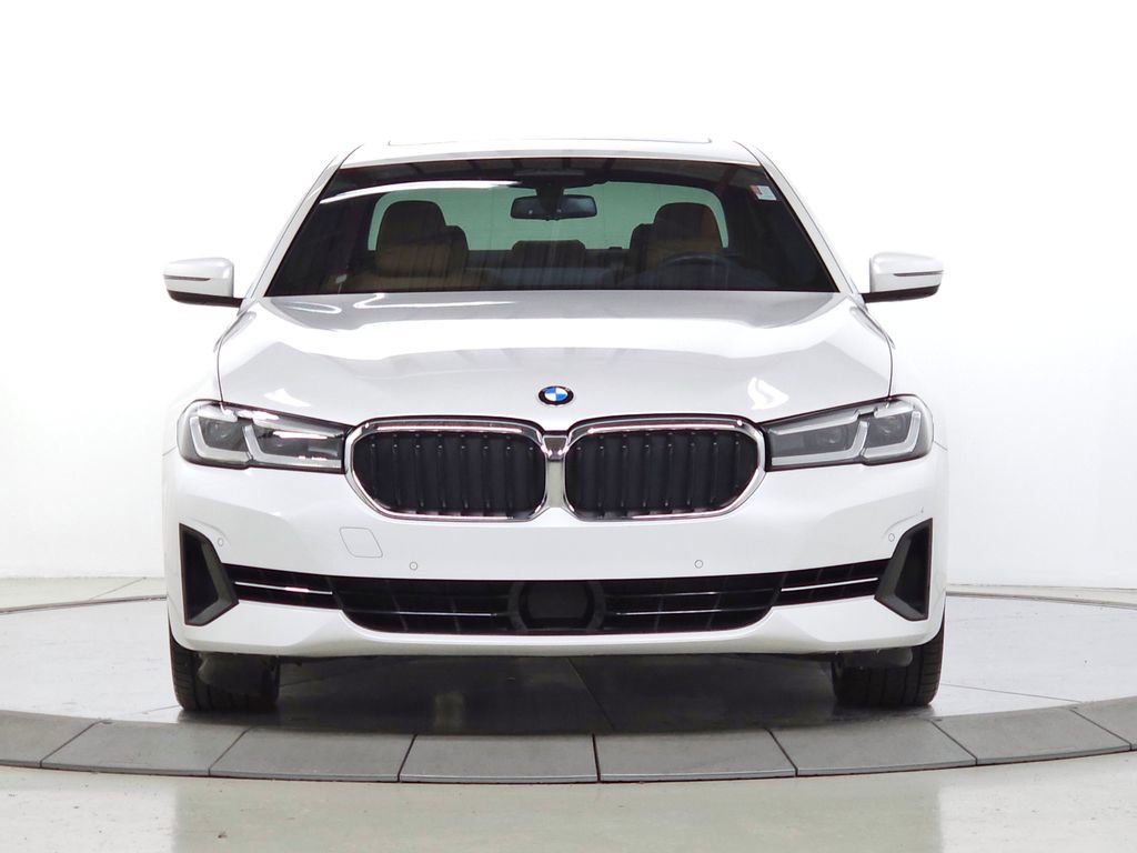 Used 2022 BMW 540i xDrive w/ Premium Package AWD/4WD image 2