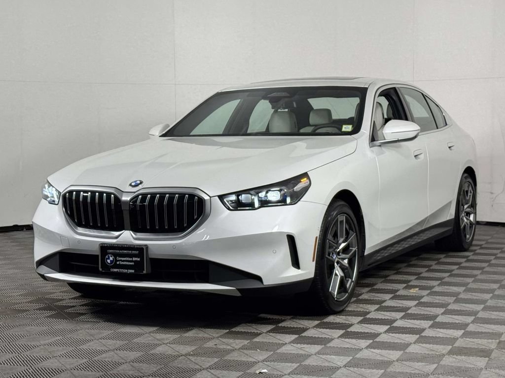 Used 2026 BMW 530i xDrive w/ Premium Package AWD/4WD image 7