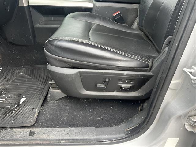 Used 2017 RAM 1500 Laramie w/ Convenience Group image 9