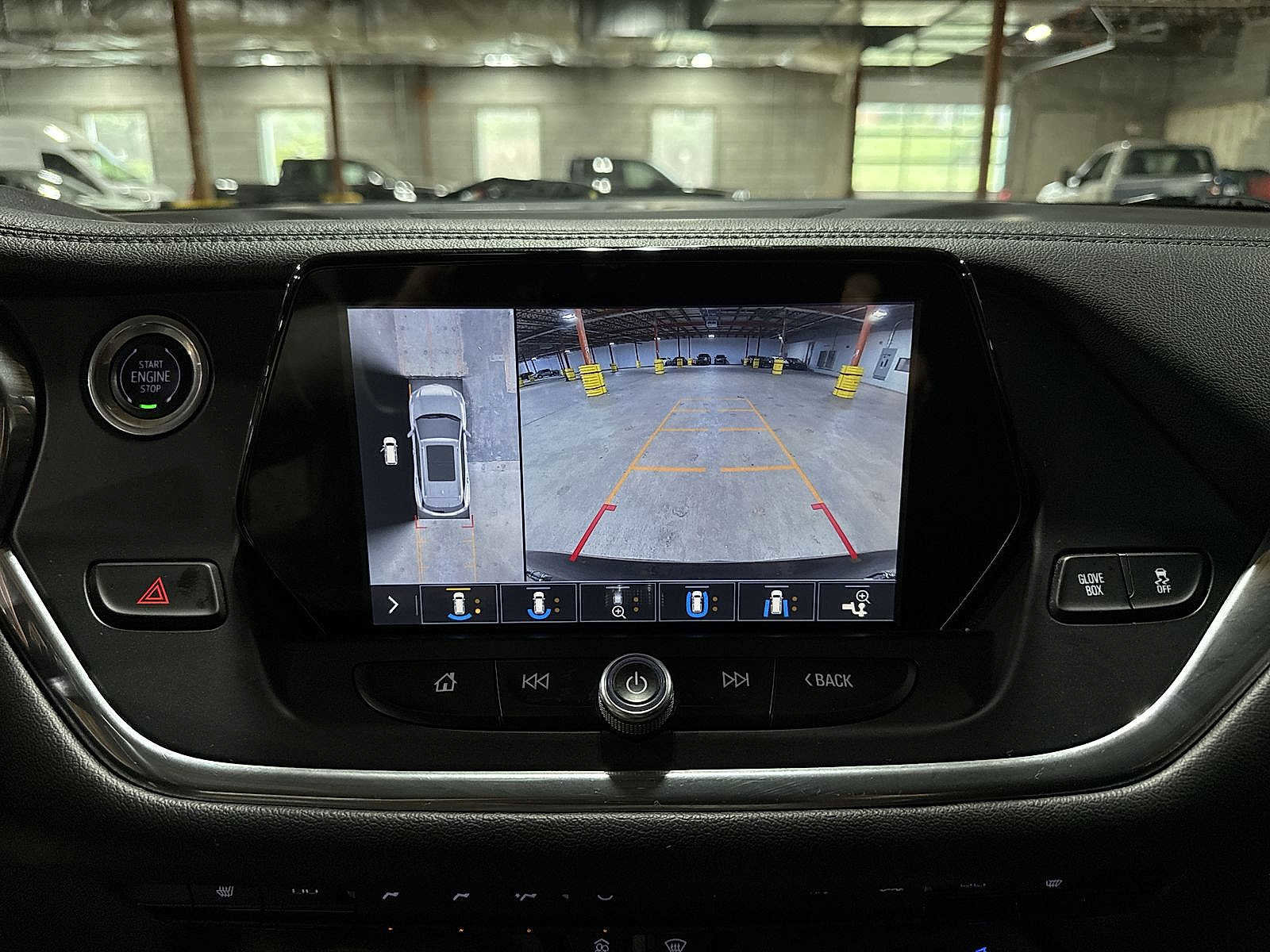 Used 2019 Chevrolet Blazer LT w/ Sound & Technology Package image 25