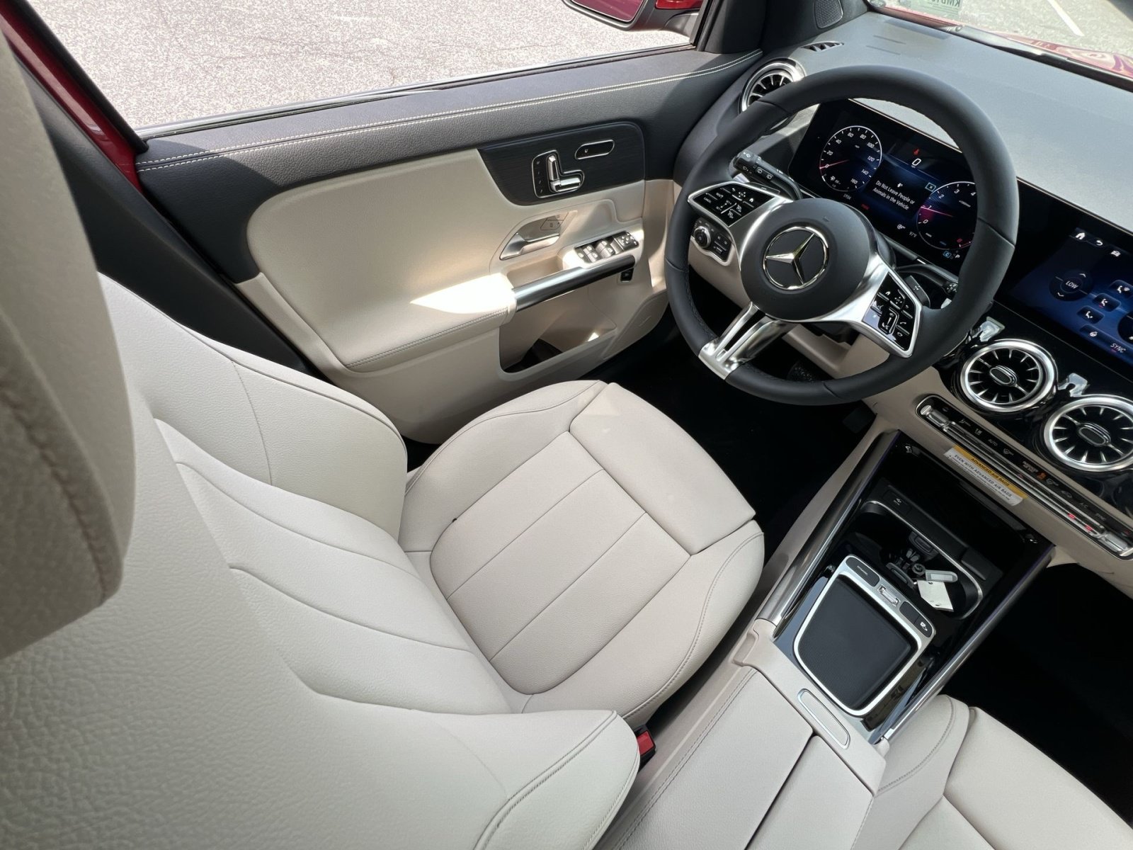 New 2026 Mercedes-Benz GLA 250 4MATIC image 16