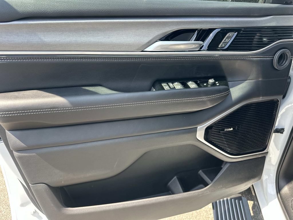 New 2026 Jeep Grand Wagoneer Limited AWD/4WD image 19