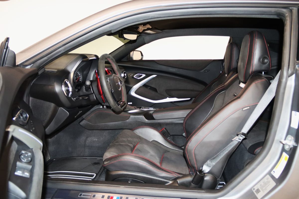 Used 2022 Chevrolet Camaro ZL1 RWD image 42