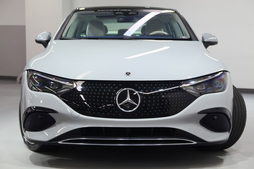 Used 2023 Mercedes-Benz EQE 350+ 4MATIC Sedan image 8