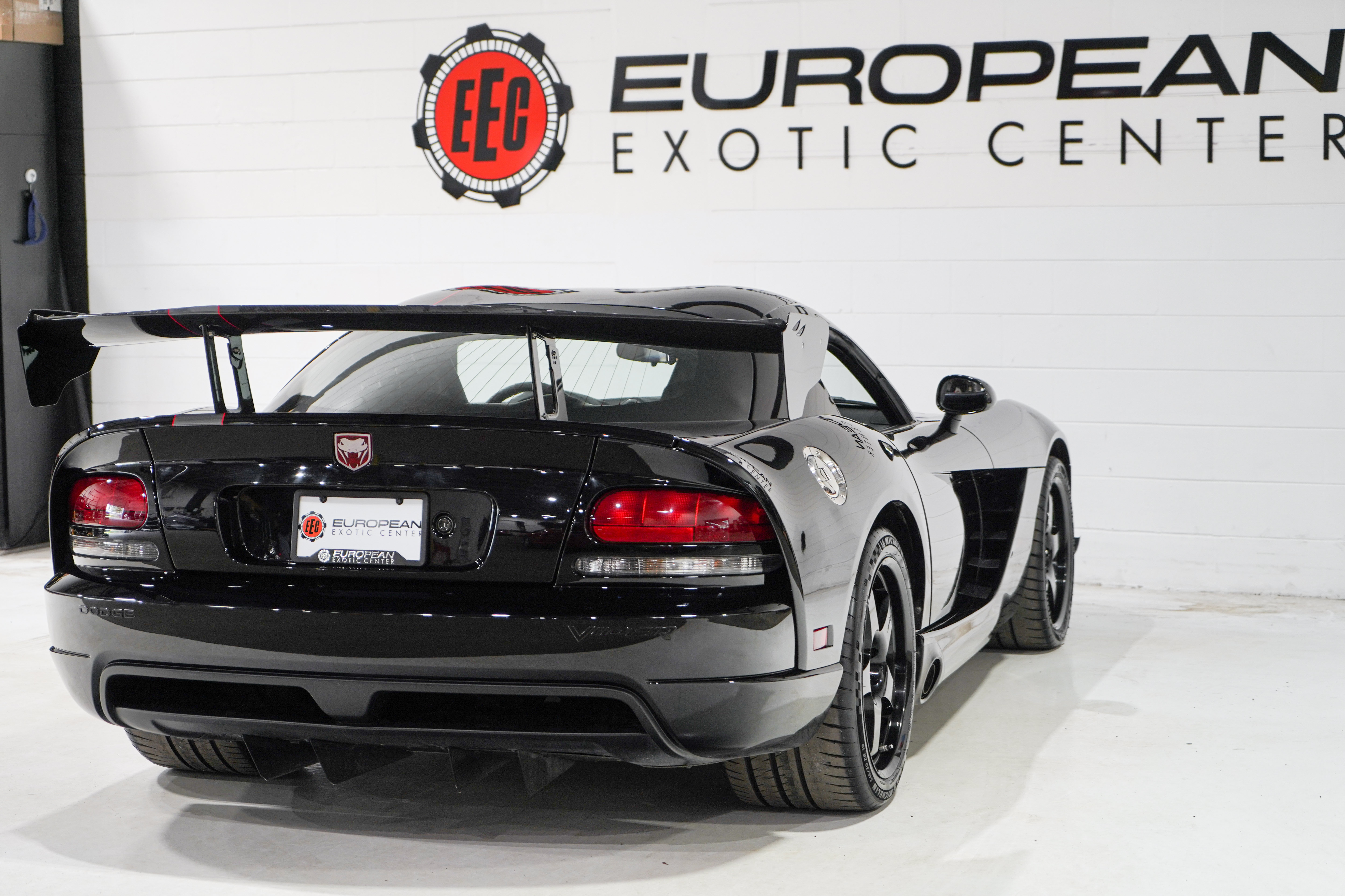 Used 2010 Dodge Viper ACR RWD image 37
