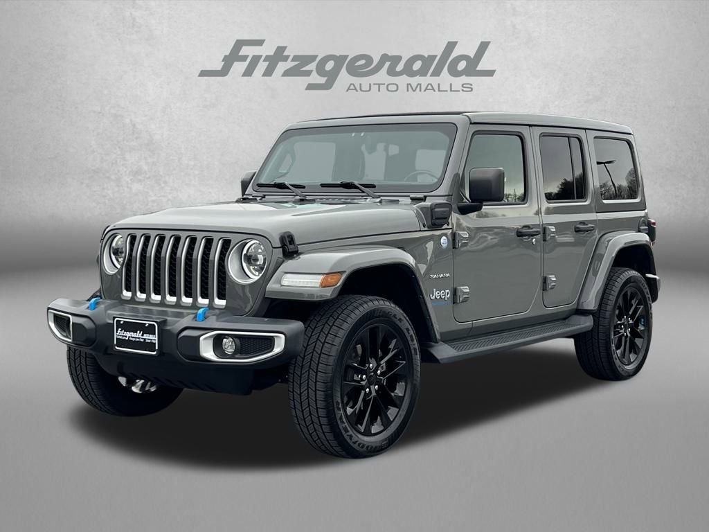 Used 2023 Jeep Wrangler Unlimited Sahara w/ Cold Weather Group image 2
