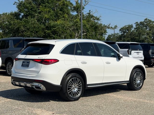 Used 2025 Mercedes-Benz GLC 300 4MATIC image 6