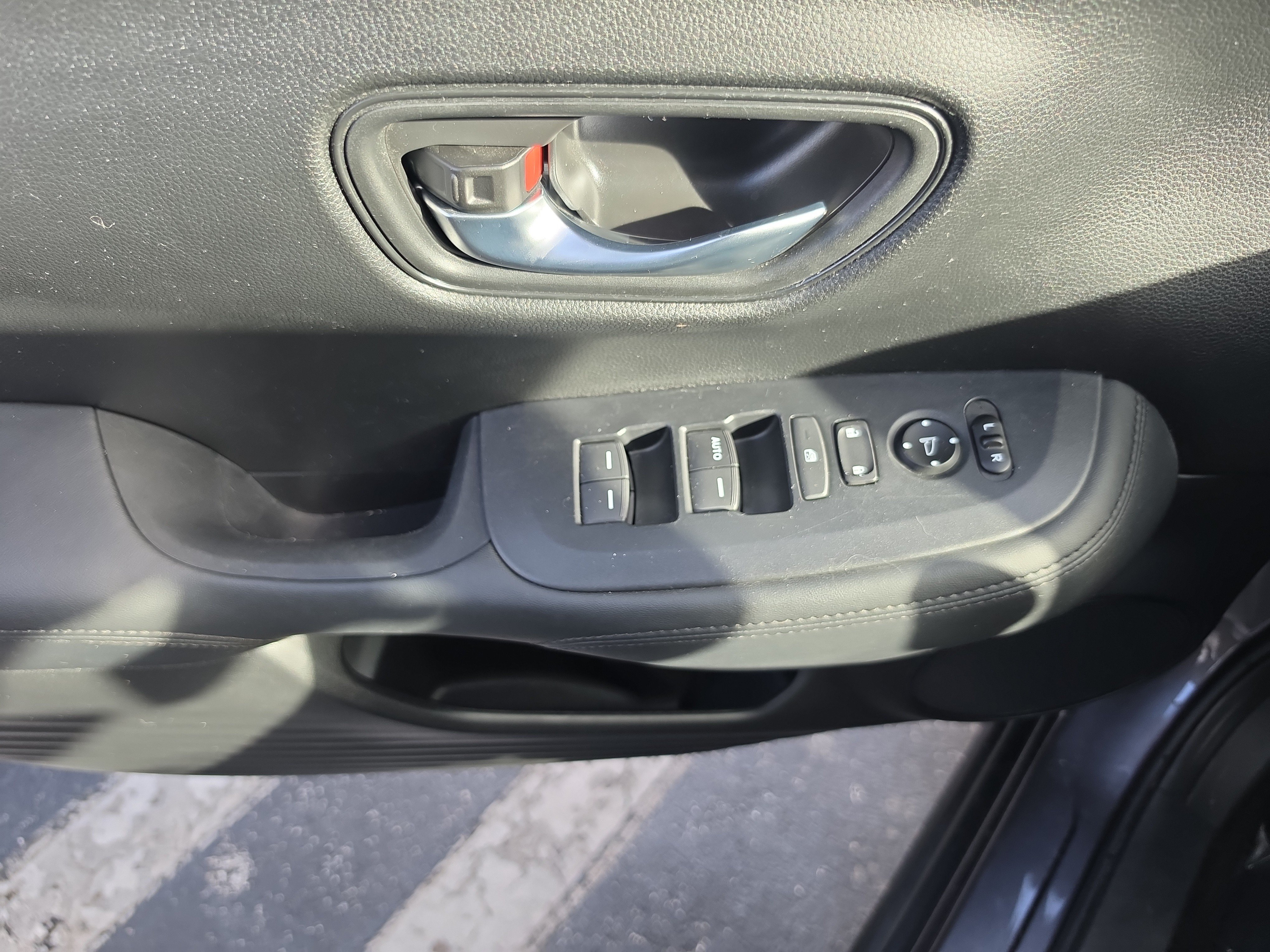 Certified 2024 Honda HR-V LX image 15