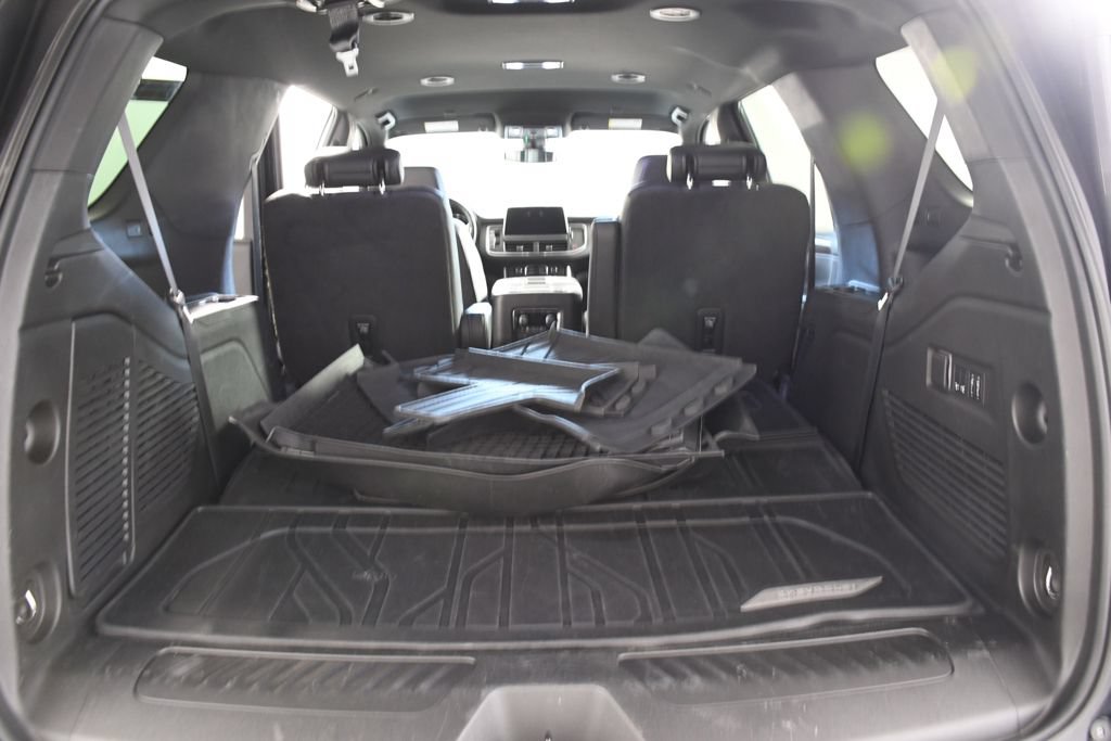 Used 2022 Chevrolet Tahoe LT w/ Luxury Package AWD/4WD image 24