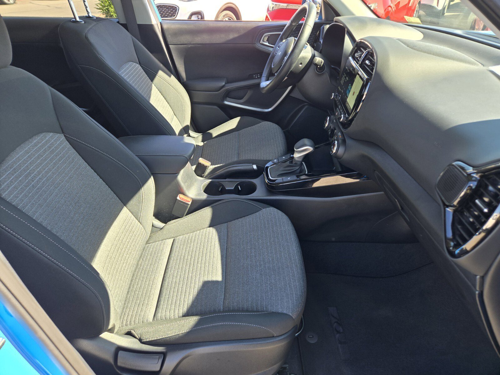 Certified 2025 Kia Soul EX image 16