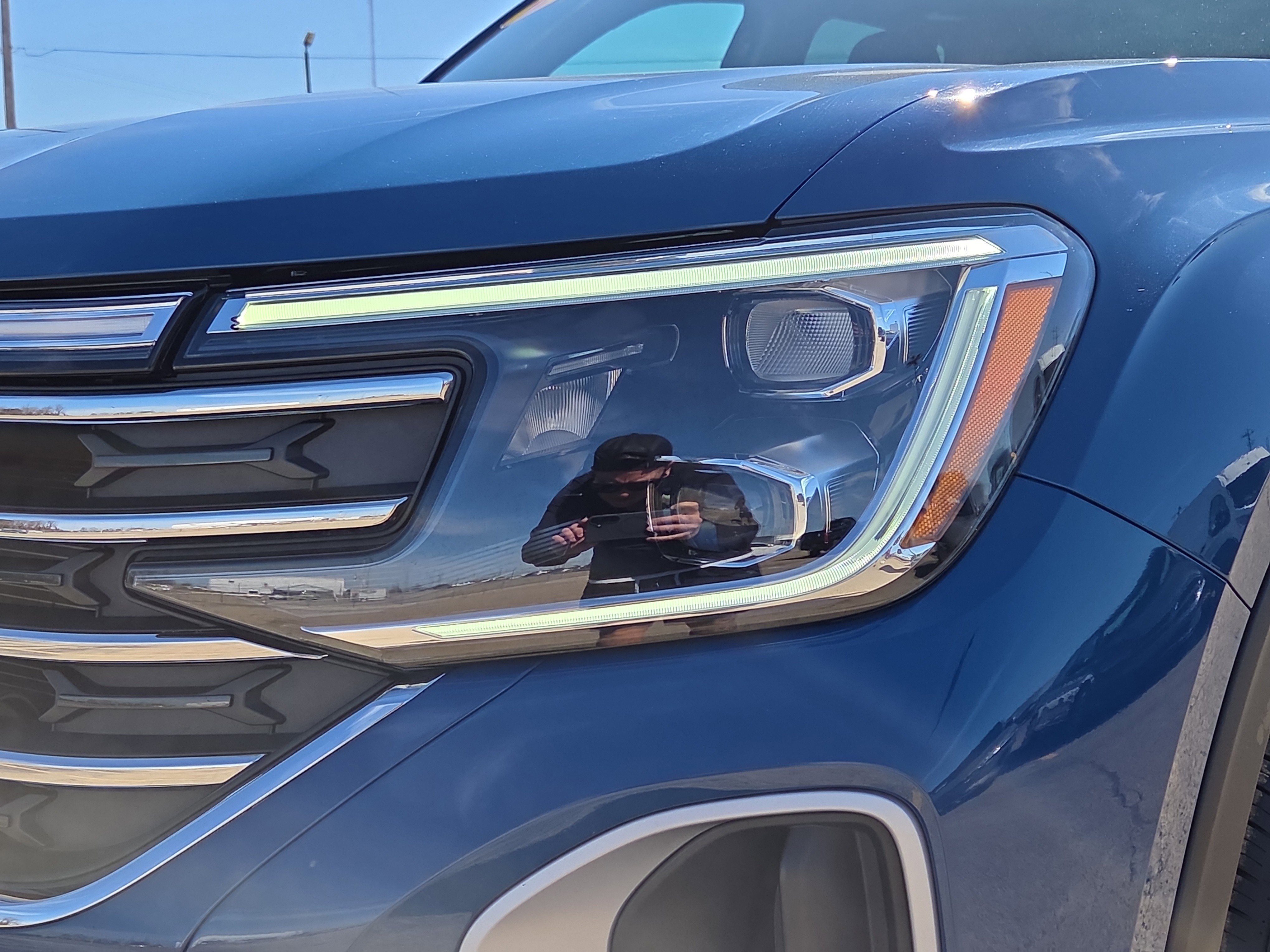 Used 2025 Volkswagen Atlas SE image 5