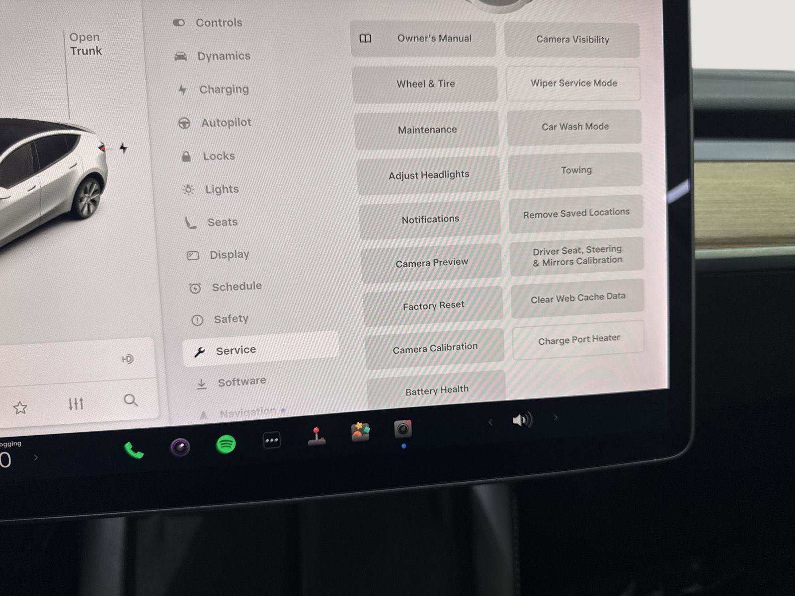 Used 2022 Tesla Model Y Long Range image 42